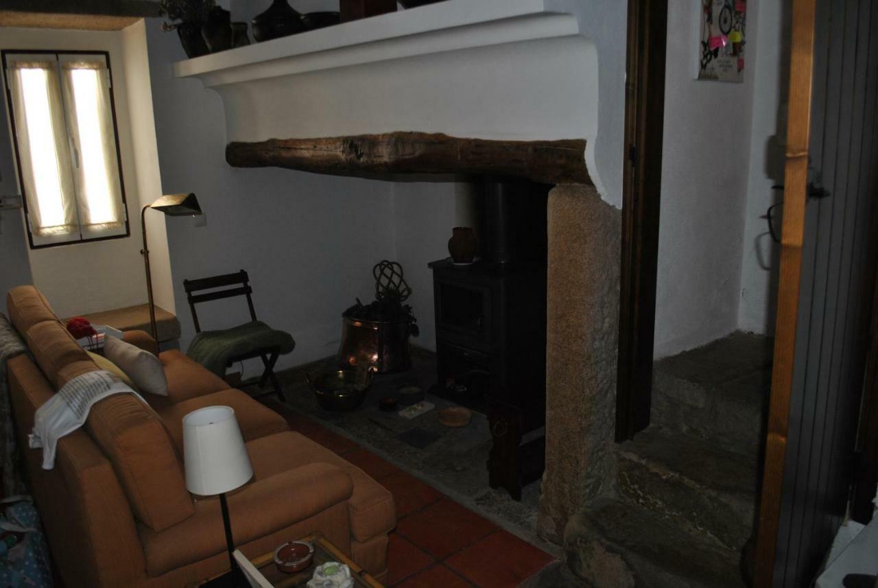 Alpalhão Casa Tipica Alentejanaヴィラ エクステリア 写真